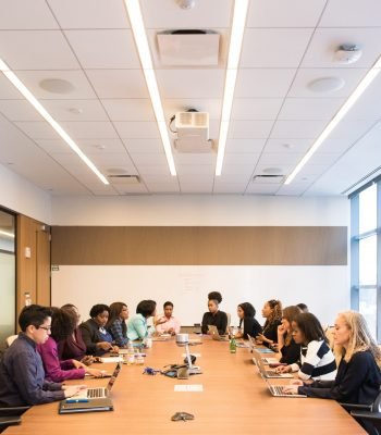 pexels-christina-morillo-1181304